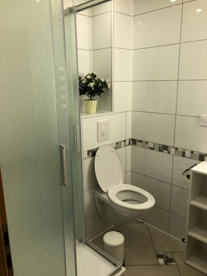 Room 4 You Düsseldorf Kültér fotó
